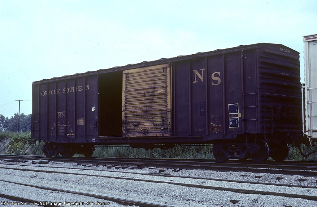 NS 2208